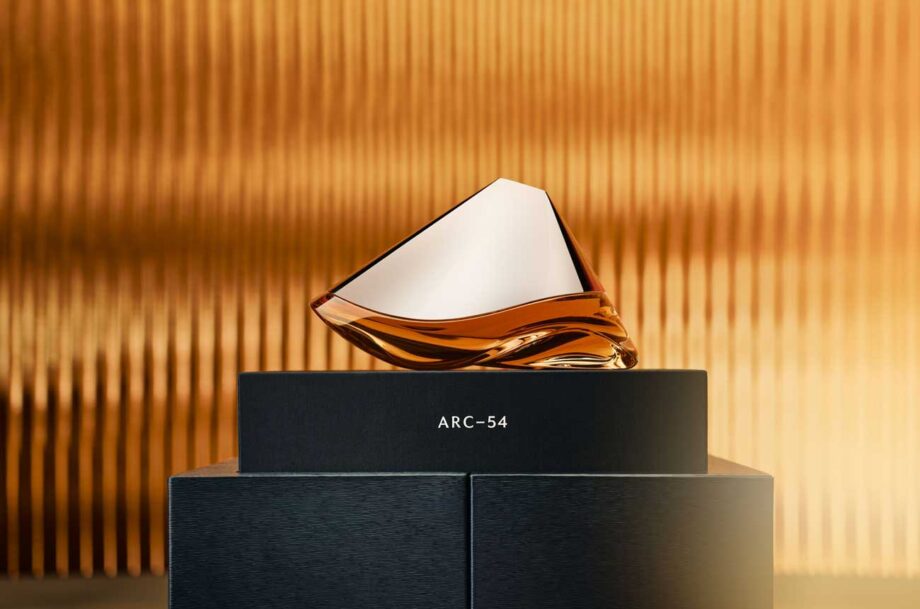 Bowmore and Aston Martin launch £71,000 whisky